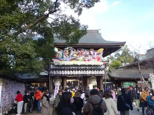 寒川神社の山門・神門