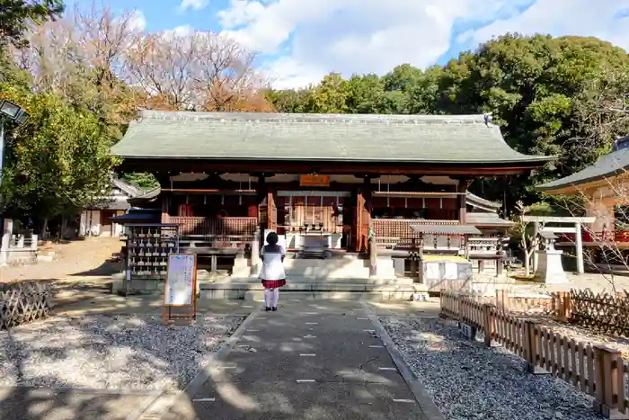 上地八幡宮の本殿