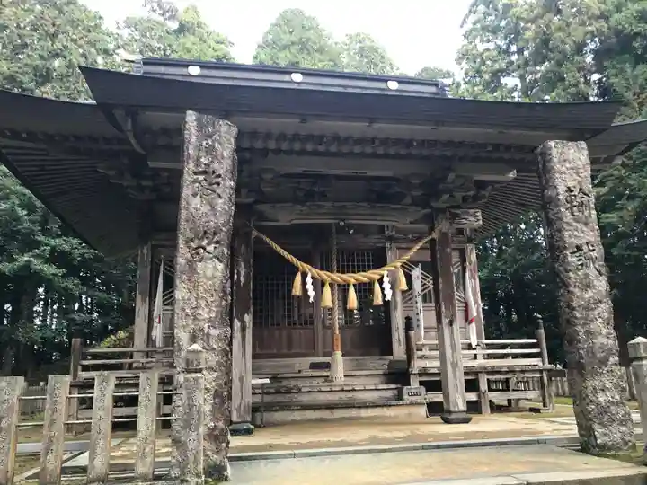 粟鹿神社の本殿・本堂
