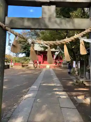 三芳野神社の{uncategorized: "未分類", other: "その他", undefined: "問題あり", building: "その他建物", grave: "お墓", sacred_gate: "鳥居", guardian: "狛犬", statue: "像", buddha: "仏像", history: "歴史", nature: "自然", garden: "庭園", animal: "動物", pagoda: "塔", temizu: "手水舎", mountain_gate: "山門・神門", sanctuary: "本殿・本堂", subordinate: "末社・摂社", art: "芸術", scenery: "景色", jizo: "地蔵", ema: "絵馬", goshuin: "御朱印", omikuji: "おみくじ", items: "授与品その他", amulet: "お守り", goshuincho: "御朱印帳", eats: "食事", festival: "お祭り", votive_dance: "神楽", shichigosan: "七五三参", wedding: "結婚式", experience: "体験その他", initially: "初詣", around: "周辺", anti_infection: "感染症対策"}