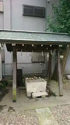 諏訪神社の手水舎