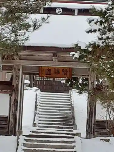 大徳寺の本殿