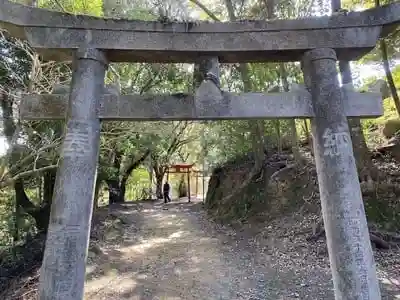 御館山稲荷神社の鳥居