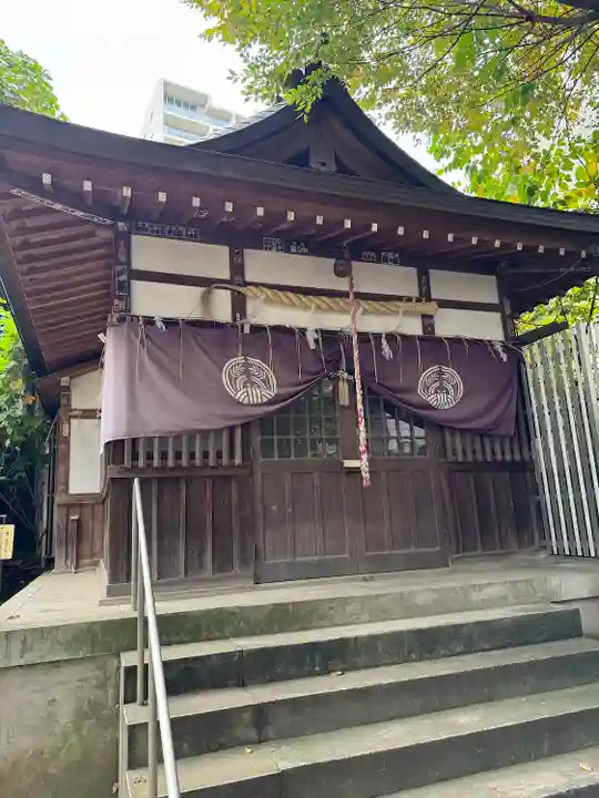 出世稲荷神社(春日稲荷神社)(東京都)
