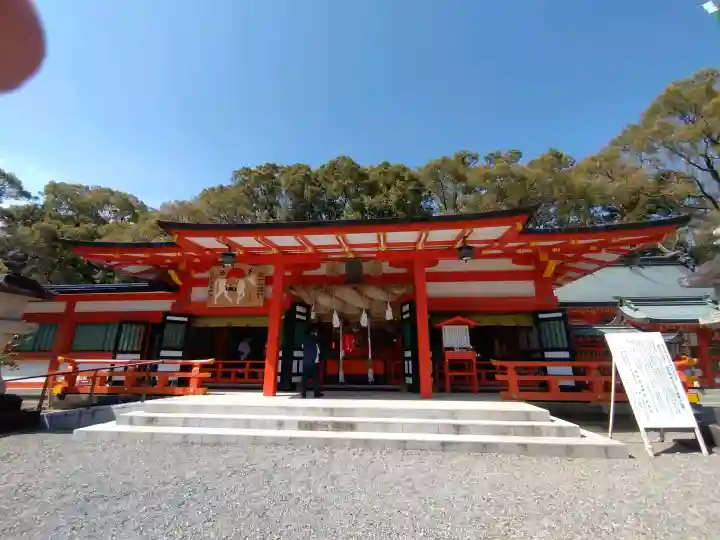 熊野速玉大社の{uncategorized: "未分類", other: "その他", undefined: "問題あり", building: "その他建物", grave: "お墓", sacred_gate: "鳥居", guardian: "狛犬", statue: "像", buddha: "仏像", history: "歴史", nature: "自然", garden: "庭園", animal: "動物", pagoda: "塔", temizu: "手水舎", mountain_gate: "山門・神門", sanctuary: "本殿・本堂", subordinate: "末社・摂社", art: "芸術", scenery: "景色", jizo: "地蔵", ema: "絵馬", goshuin: "御朱印", omikuji: "おみくじ", items: "授与品その他", amulet: "お守り", goshuincho: "御朱印帳", eats: "食事", festival: "お祭り", votive_dance: "神楽", shichigosan: "七五三参", wedding: "結婚式", experience: "体験その他", initially: "初詣", around: "周辺", anti_infection: "感染症対策"}