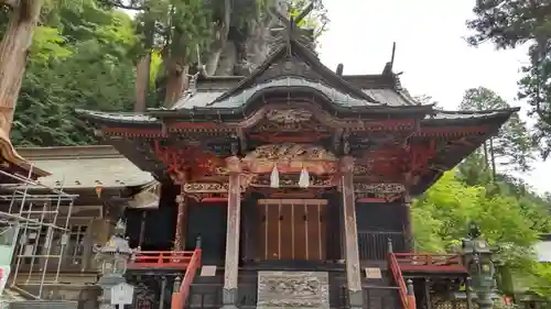 榛名神社の本殿