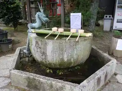 粟田神社の手水舎