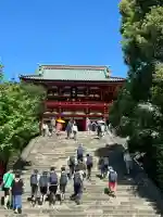 鶴岡八幡宮の本殿・本堂