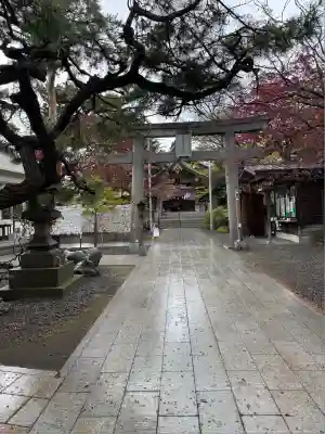 彌彦神社　(伊夜日子神社)の鳥居