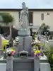 立光寺の{uncategorized: "未分類", other: "その他", undefined: "問題あり", building: "その他建物", grave: "お墓", sacred_gate: "鳥居", guardian: "狛犬", statue: "像", buddha: "仏像", history: "歴史", nature: "自然", garden: "庭園", animal: "動物", pagoda: "塔", temizu: "手水舎", mountain_gate: "山門・神門", sanctuary: "本殿・本堂", subordinate: "末社・摂社", art: "芸術", scenery: "景色", jizo: "地蔵", ema: "絵馬", goshuin: "御朱印", omikuji: "おみくじ", items: "授与品その他", amulet: "お守り", goshuincho: "御朱印帳", eats: "食事", festival: "お祭り", votive_dance: "神楽", shichigosan: "七五三参", wedding: "結婚式", experience: "体験その他", initially: "初詣", around: "周辺", anti_infection: "感染症対策"}