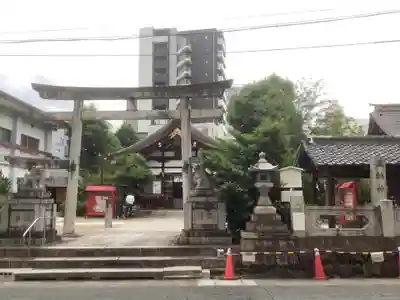三輪神社の鳥居