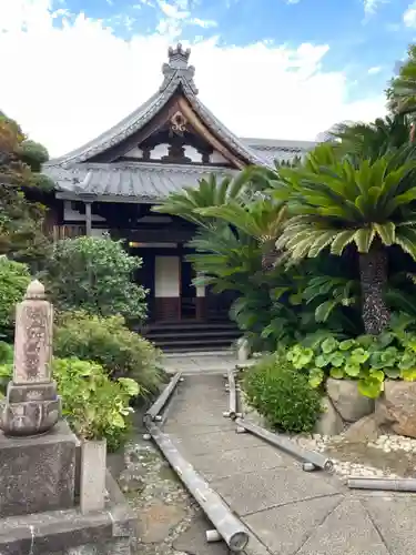 長福寺の本殿・本堂