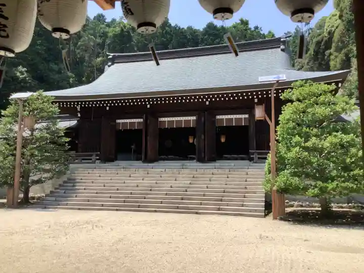 近江神宮の本殿・本堂