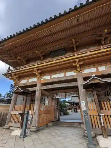 総持寺の山門・神門