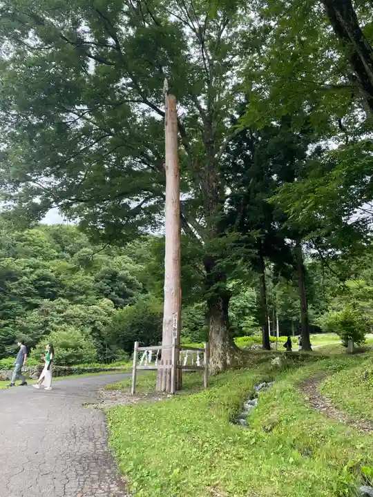 諏訪大社上社前宮(長野県)