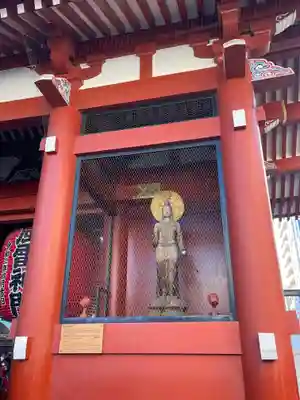 浅草寺の像
