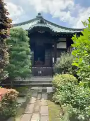 収玄寺の本殿