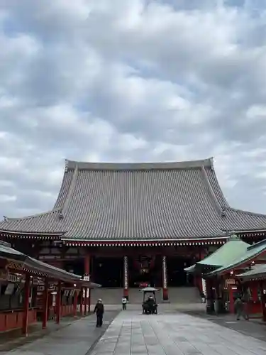 浅草寺の本殿