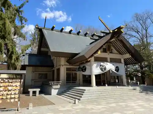 帯廣神社の本殿