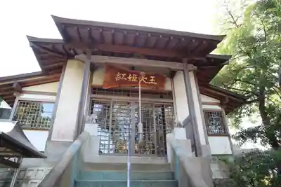 紅姫稲荷神社の本殿・本堂