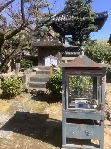 常楽寺の像