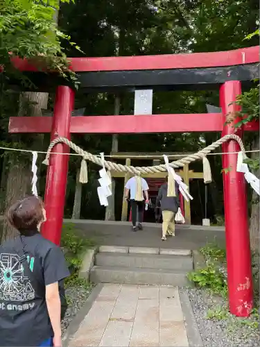 新屋山神社(山梨県)
