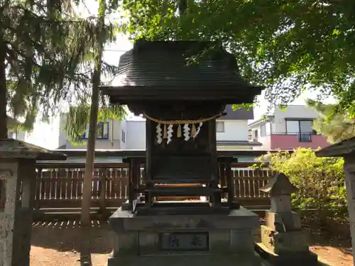 谷地八幡宮の末社