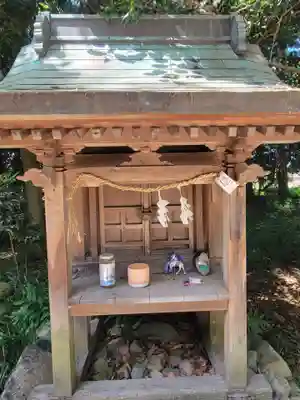 伊豫神社の末社・摂社