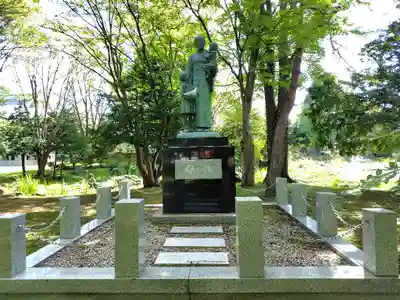 北海道護國神社の像