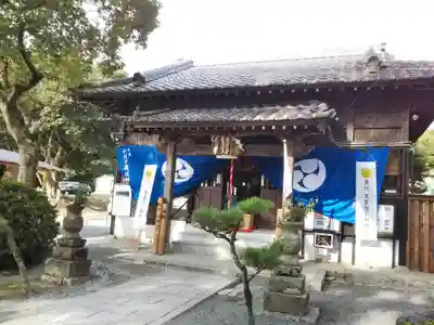 坂本八幡宮の本殿・本堂