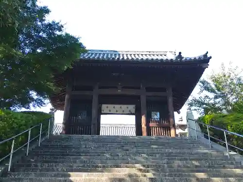 阿智神社の山門