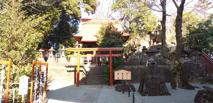 産泰神社の末社・摂社