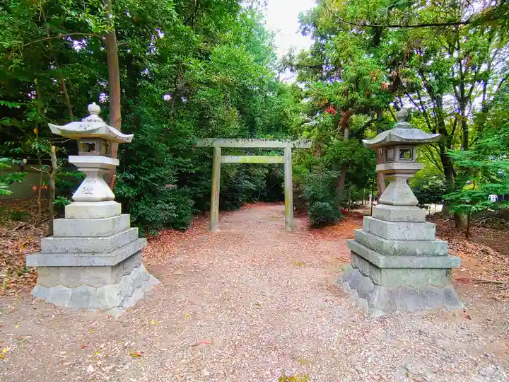 神明社(小間町)のその他建物