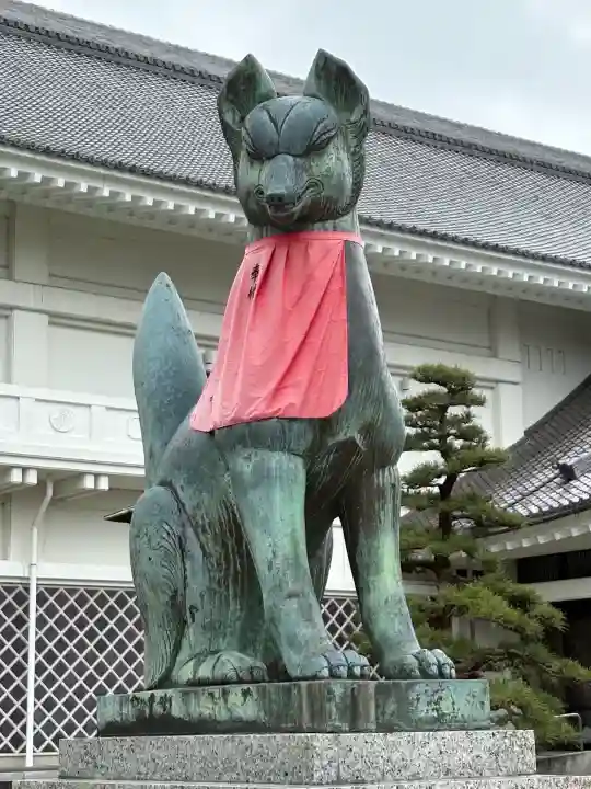 豊川閣 妙厳寺の狛犬