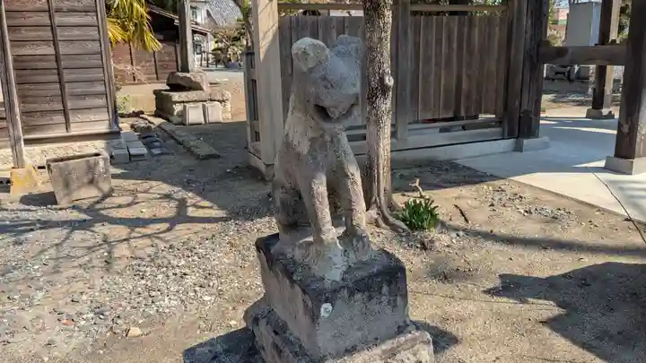 稲荷神社の狛犬