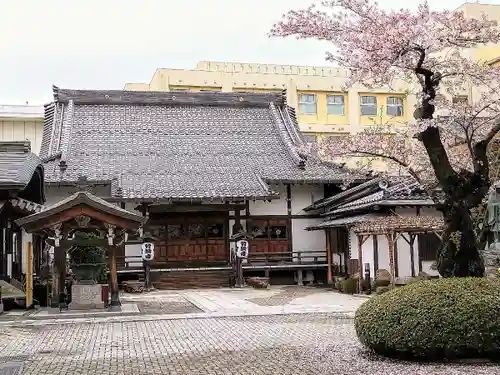 竹駒寺の本殿・本堂