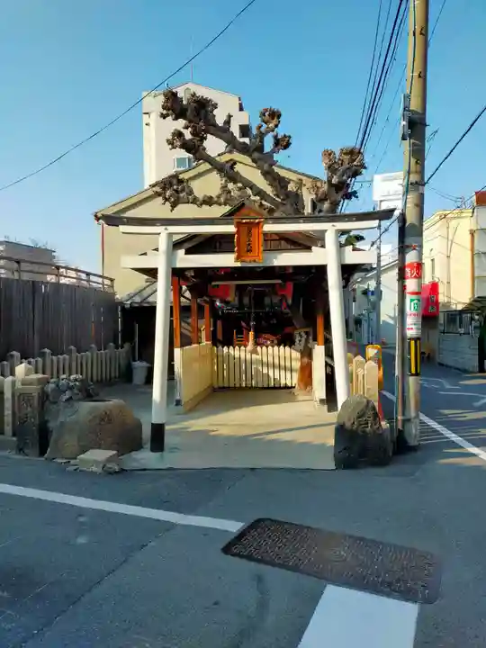 榎白上大神(大阪府)