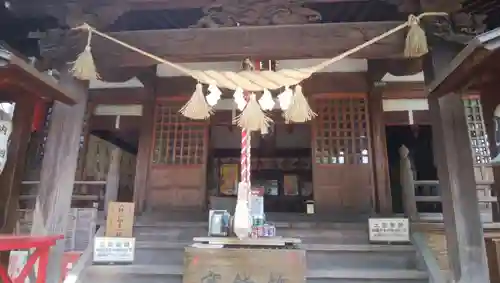 江北氷川神社の本殿・本堂