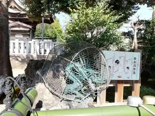 桐ヶ谷氷川神社の狛犬