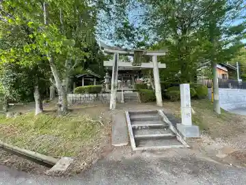 八幡神社 (山本)の{uncategorized: "未分類", other: "その他", undefined: "問題あり", building: "その他建物", grave: "お墓", sacred_gate: "鳥居", guardian: "狛犬", statue: "像", buddha: "仏像", history: "歴史", nature: "自然", garden: "庭園", animal: "動物", pagoda: "塔", temizu: "手水舎", mountain_gate: "山門・神門", sanctuary: "本殿・本堂", subordinate: "末社・摂社", art: "芸術", scenery: "景色", jizo: "地蔵", ema: "絵馬", goshuin: "御朱印", omikuji: "おみくじ", items: "授与品その他", amulet: "お守り", goshuincho: "御朱印帳", eats: "食事", festival: "お祭り", votive_dance: "神楽", shichigosan: "七五三参", wedding: "結婚式", experience: "体験その他", initially: "初詣", around: "周辺", anti_infection: "感染症対策"}