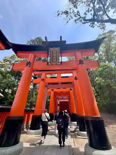 伏見稲荷大社の{uncategorized: "未分類", other: "その他", undefined: "問題あり", building: "その他建物", grave: "お墓", sacred_gate: "鳥居", guardian: "狛犬", statue: "像", buddha: "仏像", history: "歴史", nature: "自然", garden: "庭園", animal: "動物", pagoda: "塔", temizu: "手水舎", mountain_gate: "山門・神門", sanctuary: "本殿・本堂", subordinate: "末社・摂社", art: "芸術", scenery: "景色", jizo: "地蔵", ema: "絵馬", goshuin: "御朱印", omikuji: "おみくじ", items: "授与品その他", amulet: "お守り", goshuincho: "御朱印帳", eats: "食事", festival: "お祭り", votive_dance: "神楽", shichigosan: "七五三参", wedding: "結婚式", experience: "体験その他", initially: "初詣", around: "周辺", anti_infection: "感染症対策"}