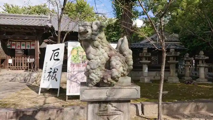 名古屋東照宮の狛犬