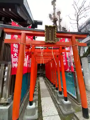 諏訪神社の鳥居