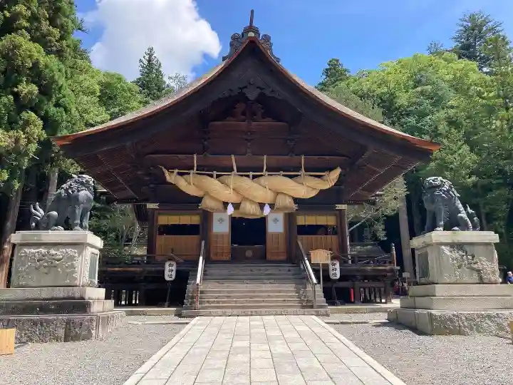 諏訪大社下社秋宮(長野県)