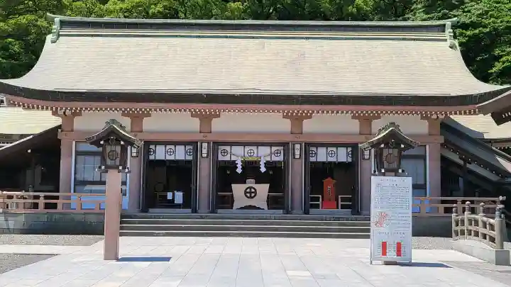 照國神社の{uncategorized: "未分類", other: "その他", undefined: "問題あり", building: "その他建物", grave: "お墓", sacred_gate: "鳥居", guardian: "狛犬", statue: "像", buddha: "仏像", history: "歴史", nature: "自然", garden: "庭園", animal: "動物", pagoda: "塔", temizu: "手水舎", mountain_gate: "山門・神門", sanctuary: "本殿・本堂", subordinate: "末社・摂社", art: "芸術", scenery: "景色", jizo: "地蔵", ema: "絵馬", goshuin: "御朱印", omikuji: "おみくじ", items: "授与品その他", amulet: "お守り", goshuincho: "御朱印帳", eats: "食事", festival: "お祭り", votive_dance: "神楽", shichigosan: "七五三参", wedding: "結婚式", experience: "体験その他", initially: "初詣", around: "周辺", anti_infection: "感染症対策"}
