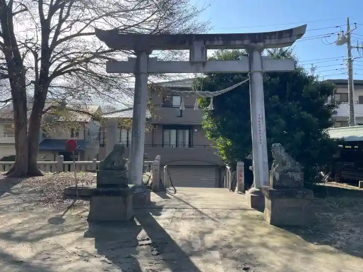 白髭神社の{uncategorized: "未分類", other: "その他", undefined: "問題あり", building: "その他建物", grave: "お墓", sacred_gate: "鳥居", guardian: "狛犬", statue: "像", buddha: "仏像", history: "歴史", nature: "自然", garden: "庭園", animal: "動物", pagoda: "塔", temizu: "手水舎", mountain_gate: "山門・神門", sanctuary: "本殿・本堂", subordinate: "末社・摂社", art: "芸術", scenery: "景色", jizo: "地蔵", ema: "絵馬", goshuin: "御朱印", omikuji: "おみくじ", items: "授与品その他", amulet: "お守り", goshuincho: "御朱印帳", eats: "食事", festival: "お祭り", votive_dance: "神楽", shichigosan: "七五三参", wedding: "結婚式", experience: "体験その他", initially: "初詣", around: "周辺", anti_infection: "感染症対策"}