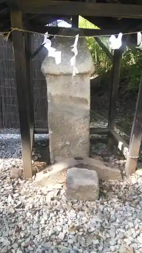 愛宕神社の像