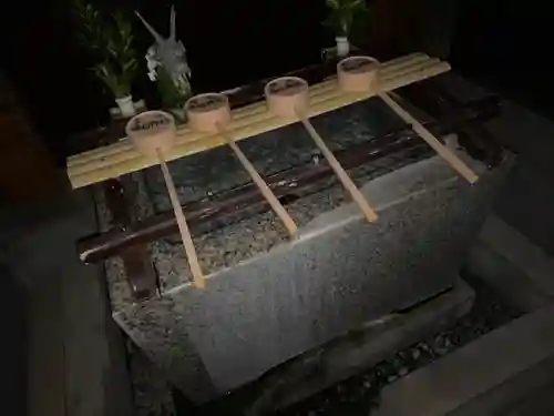 春日神社の手水舎