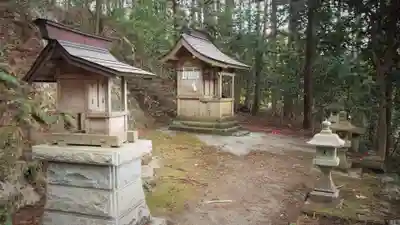 白石神社の本殿・本堂