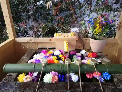 白根神社の手水